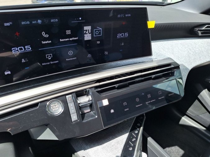 Peugeot 5008, Peugeot 5008 ALLURE Hybrid 145 e-DCS6, barva bílá