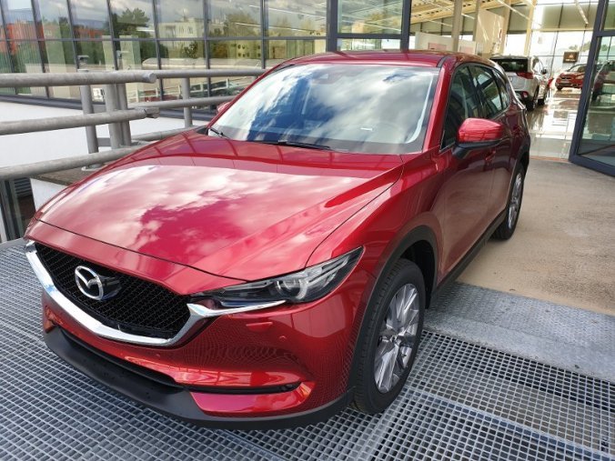 Mazda CX-5, 2.5 Skyactiv-G 194k, barva červená
