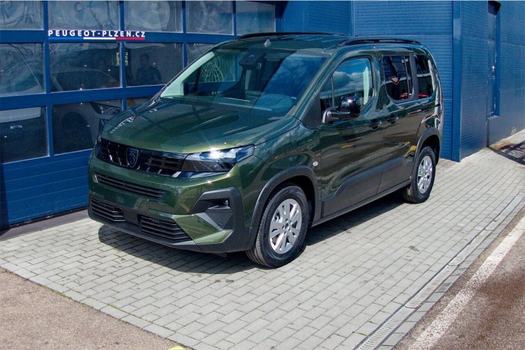 Peugeot Rifter, Peugeot Rifter ALLURE PureTech 110 S&S MAN6, barva zelená