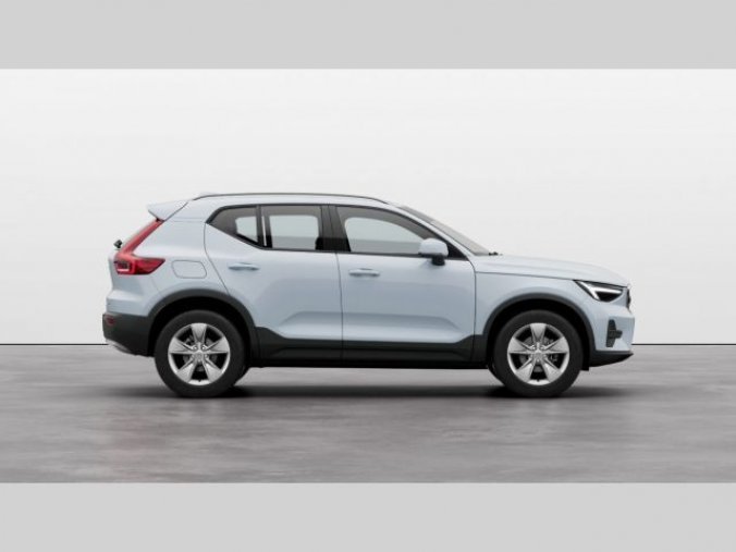 Volvo XC40, T2 1.5L 129 HP AT8 FWD CORE, barva modrá