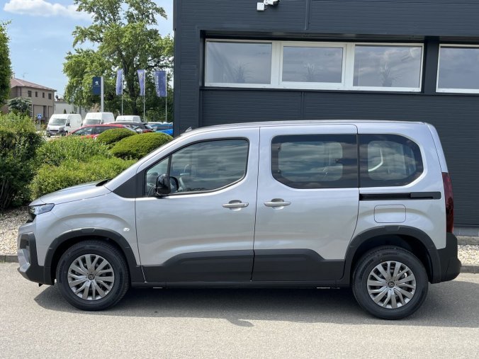 Peugeot Rifter, Peugeot Rifter ALLURE BlueHDi 130 S&S EAT8 s homologací N1, barva šedá
