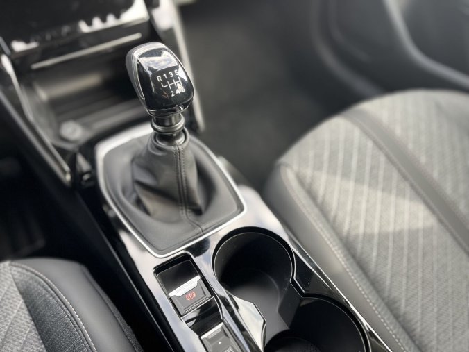 Peugeot 208, Peugeot 208 208 ALLURE PureTech 100k S&S MAN6, barva žlutá
