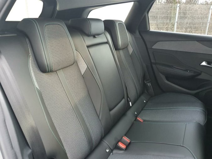 Peugeot 308, Peugeot 308 SW ALLURE PureTech 130 S&S MAN, barva šedá