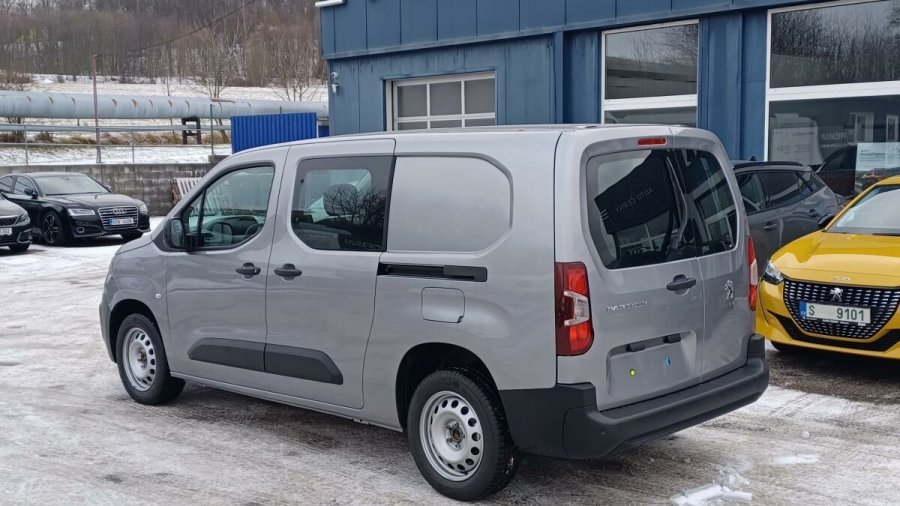 Peugeot Partner, Peugeot Partner Polocombi L2 1000 1.5 BlueHDi, barva šedá