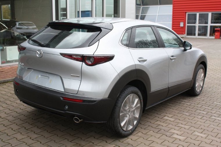 Mazda CX-30, SKYACTIV-G, barva stříbrná