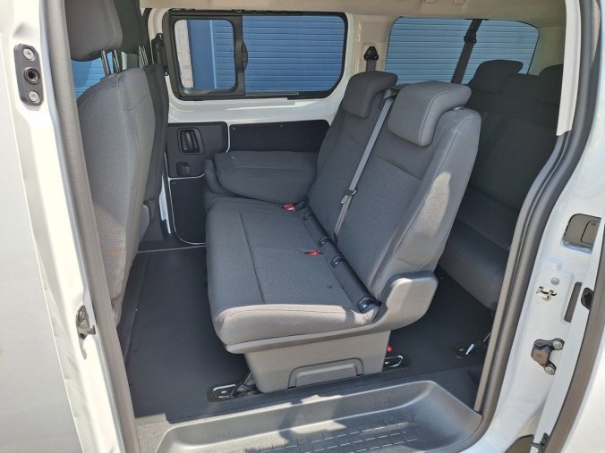 Peugeot Traveller, Peugeot Traveller Expert Combi L3 2.0 BHDi 180 E, barva bílá