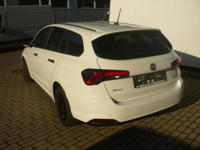 Fiat Tipo, SW 1.4 95k Street, barva bílá