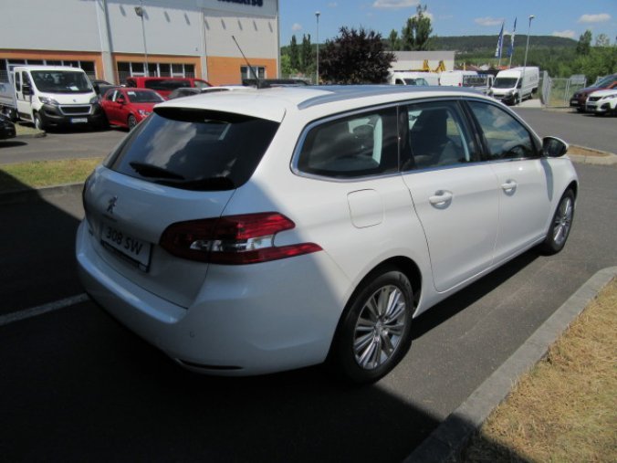 Peugeot 308, SW ALLURE 1.5 BHDi 130k MAN6, barva bílá