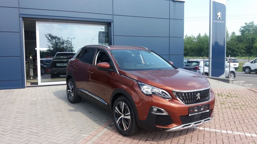 Peugeot 3008, ALLURE 1.2 PureTech 130 S&S MAN6, barva oranžová