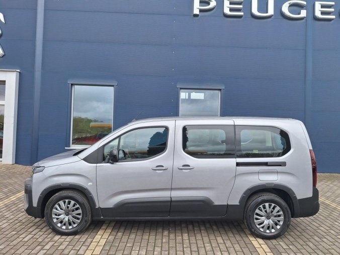 Peugeot Rifter, Peugeot Rifter LONG ALLURE BHDi 130 EAT8, barva šedá
