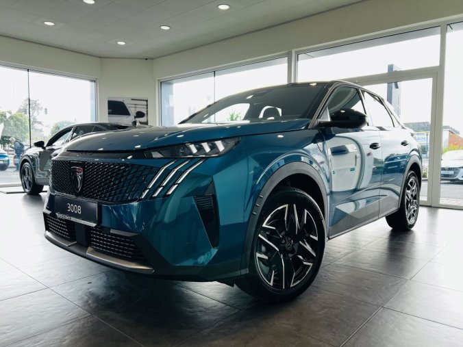 Peugeot 3008, Peugeot 3008 GT Hybrid 145k, El. Víko kufru, barva modrá