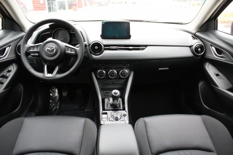 Mazda CX-3, SKYACTIV-G, barva červená