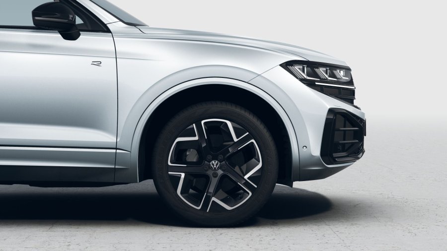 Volkswagen Touareg, Touareg R-Line V6 3,0 TDI 170 kW 4MOT, barva stříbrná