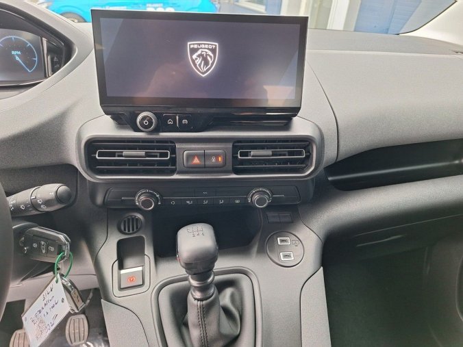 Peugeot Rifter, Peugeot Rifter ALLURE PT 110  M6, barva bílá