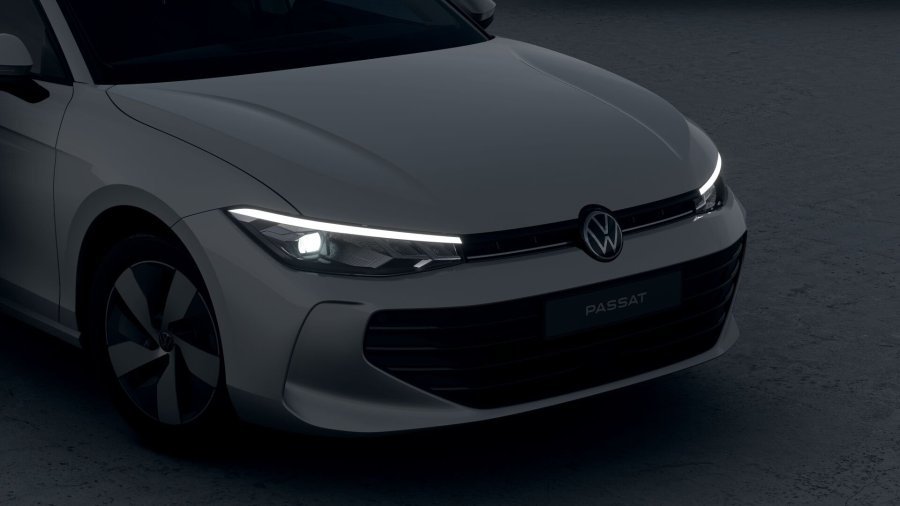 Volkswagen Passat, Passat 1,5 eTSI 110 kW mHEV, barva bílá