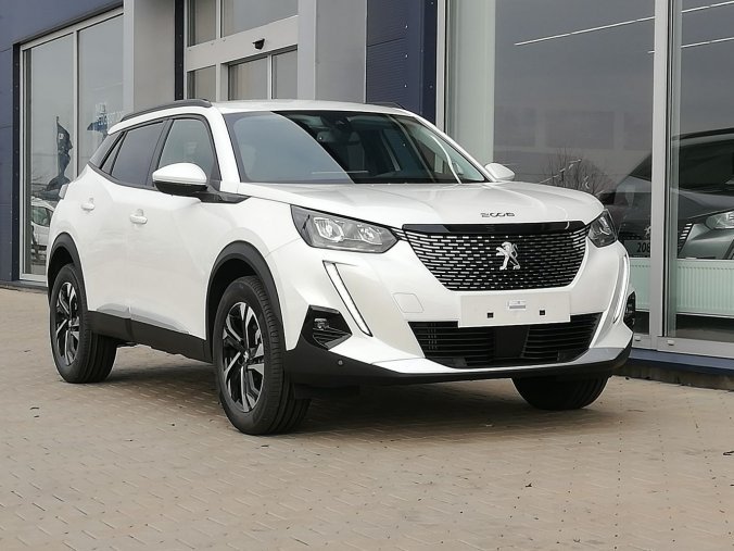 Peugeot 2008, ALLURE 1.2 PureTech 130 MAN6, barva bílá