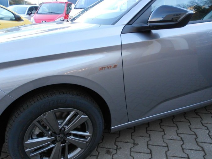 Peugeot 308, Peugeot 308 SW STYLE BlueHDi 7let záruka, barva šedá