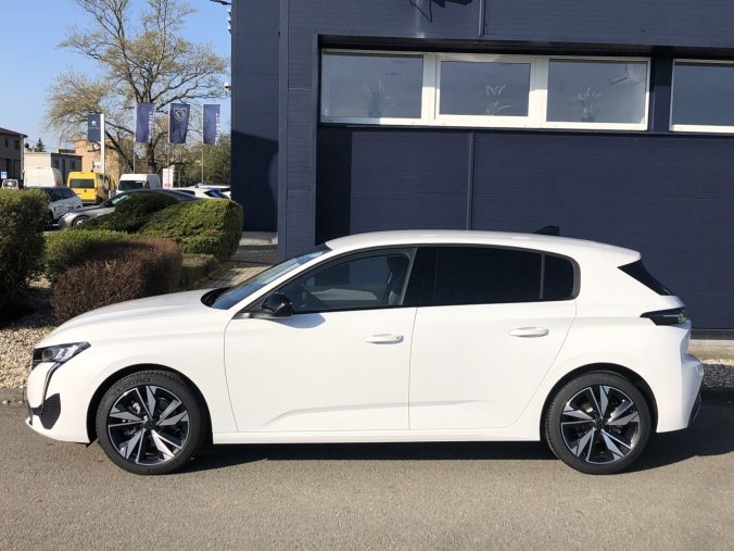 Peugeot 308, Peugeot 308 e-ALLURE PACK Plug-in  HYBRID 180 e-EAT8, barva bílá