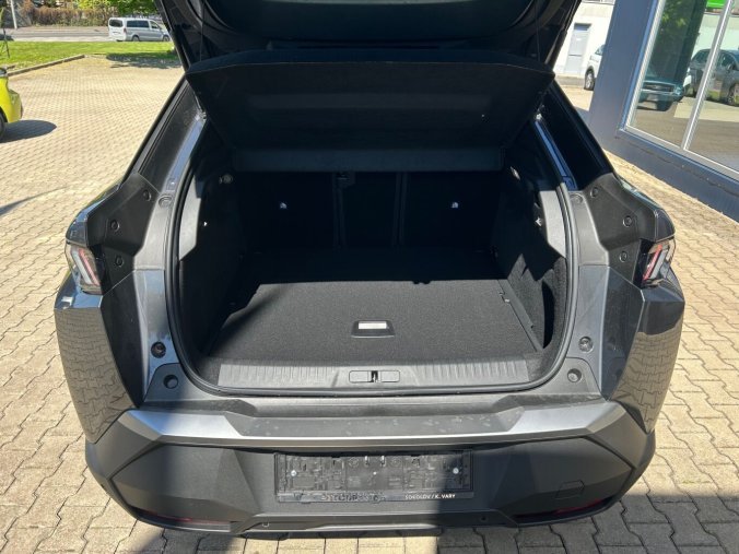 Peugeot 3008, Peugeot 3008 ALLURE Hybrid 145k e-DCS6, barva šedá