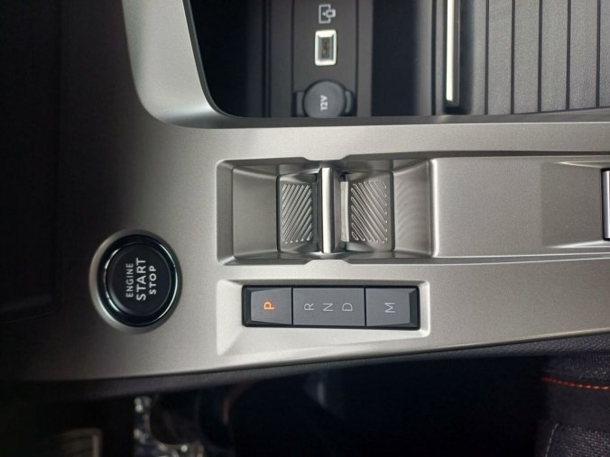 Peugeot 308, Peugeot 308 SW STYLE Hybrid 145 e-DCS6, barva modrá