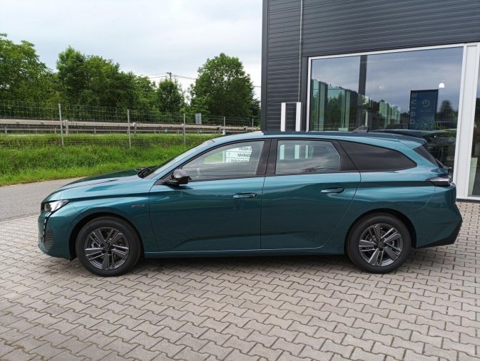 Peugeot 308, Peugeot 308 SW STYLE Hybrid 145 e-DCS6, barva modrá