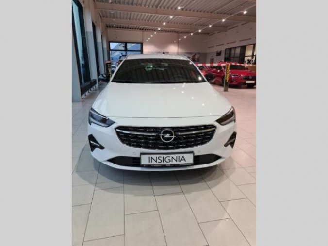 Opel Insignia, Ultimate2.0CDTI(128kW/174K)8AT, barva bílá