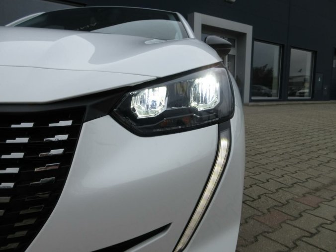 Peugeot 208, Peugeot 208 ACTIVE PACK 1.2 PureTech 75 S&, barva bílá