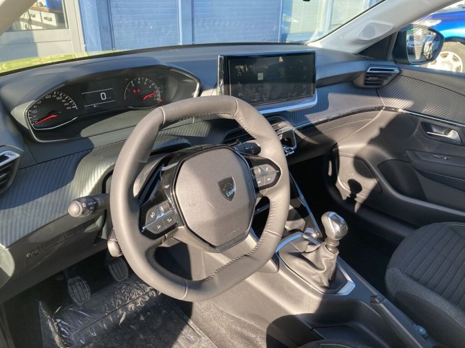 Peugeot 208, Peugeot 208 STYLE PureTech 100 S&S MAN6, barva žlutá