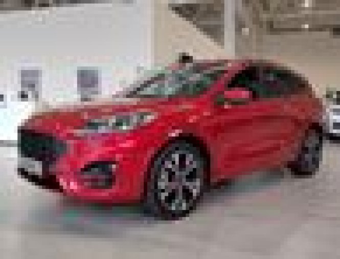 Ford Kuga, 1.5 EcoBoost, barva červená