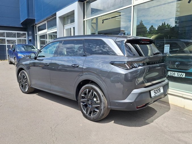 Peugeot 5008, Peugeot 5008 ALLURE Hybrid 145 e-DCS6, barva šedá