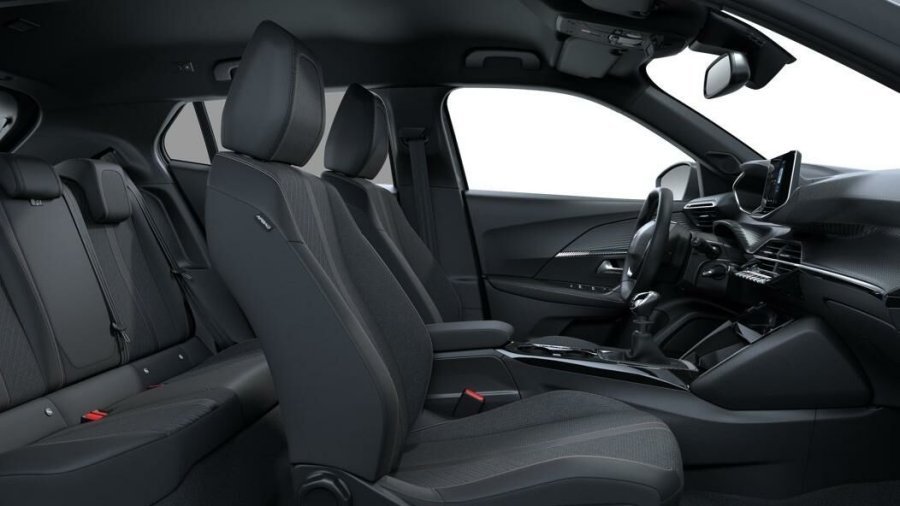 Peugeot 2008, Peugeot 2008 ALLURE 1.2 PureTech 7 let zár., barva černá