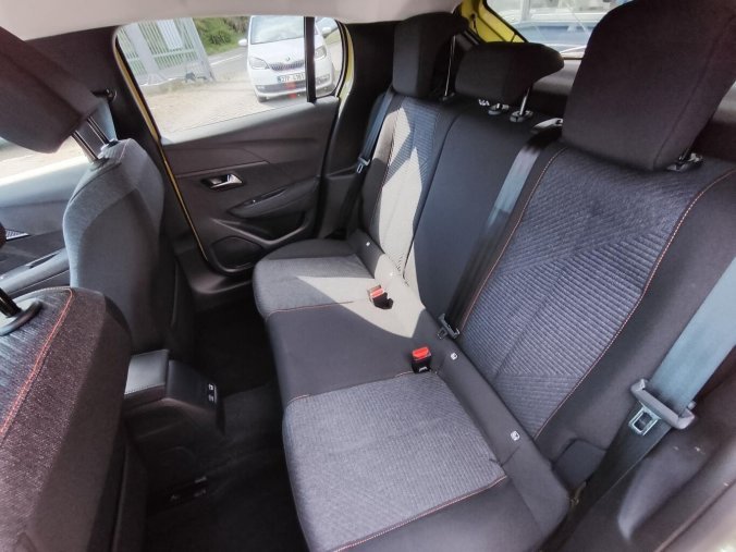Peugeot 208, Peugeot 208 BUSINESS  Hybrid 110 e-DCS6, barva žlutá