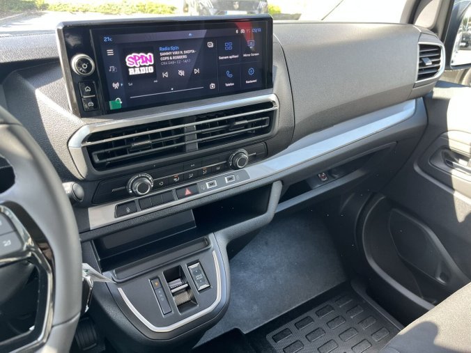 Peugeot Traveller, Peugeot Traveller Active L3 2,2 HDi 180k EAT8, barva bílá