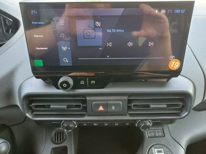 Peugeot Rifter, Peugeot Rifter Long Allure 1.5 HDI 130k 7míst, barva stříbrná