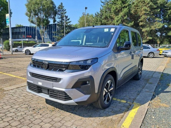 Peugeot Rifter, Peugeot Rifter GT BlueHDi 130 S&S EAT8, barva šedá