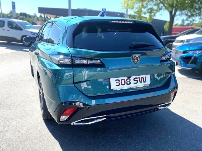 Peugeot 308, Peugeot 308 SW ALLURE 1.5 HDi 130 S&S EAT8, barva modrá
