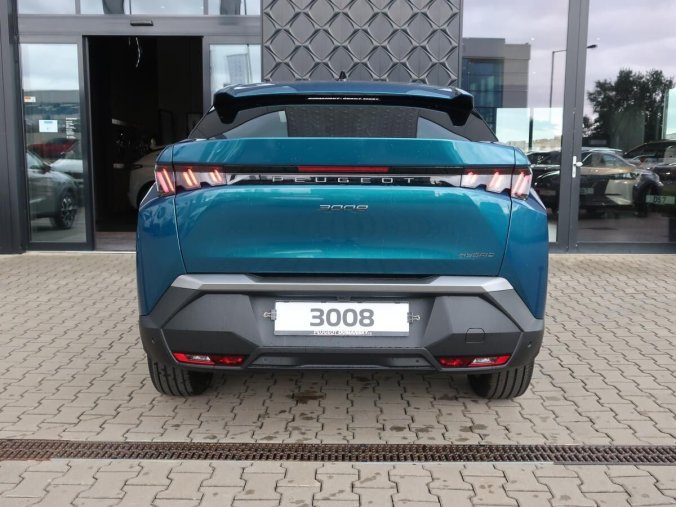 Peugeot 3008, Peugeot 3008 GT Hybrid 145 e-DCS6, barva modrá