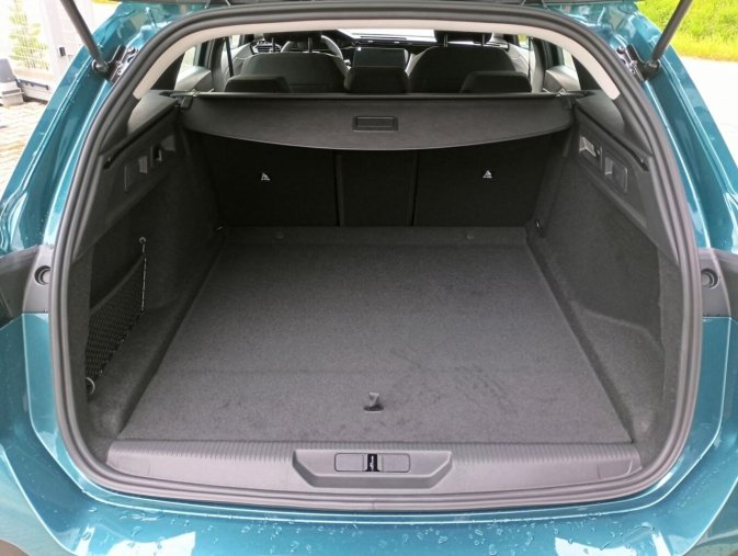 Peugeot 308, Peugeot 308 SW STYLE Hybrid 145 e-DCS6, barva modrá