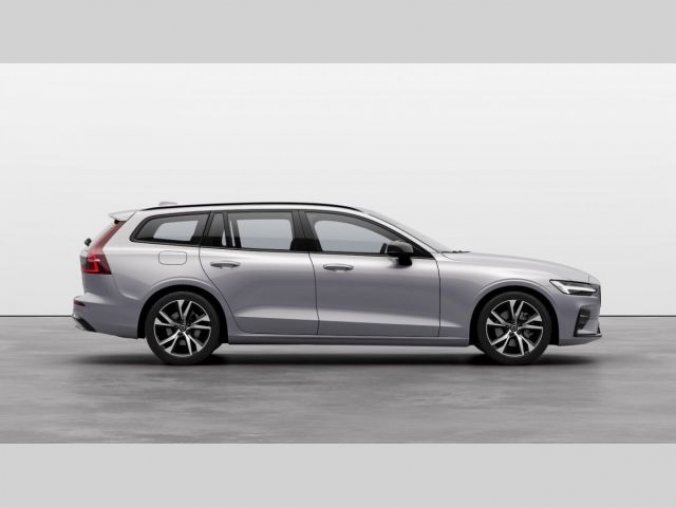 Volvo V60, B4 2.0L 197+14 HP AT8 FWD PLUS, barva šedá