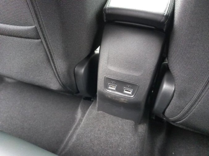 Peugeot 208, Peugeot 208 BUSINESS Hybrid 110 e-DCS6, barva zelená