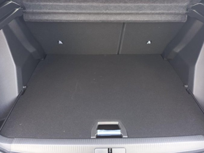 Peugeot 2008, Peugeot 2008 ALLURE Turbo 100 MAN6, barva šedá