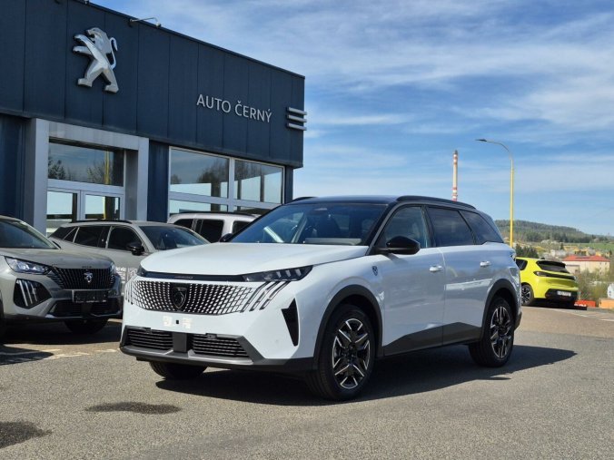 Peugeot 5008, Peugeot 5008 GT Hybrid 136 e-DCS6, barva bílá