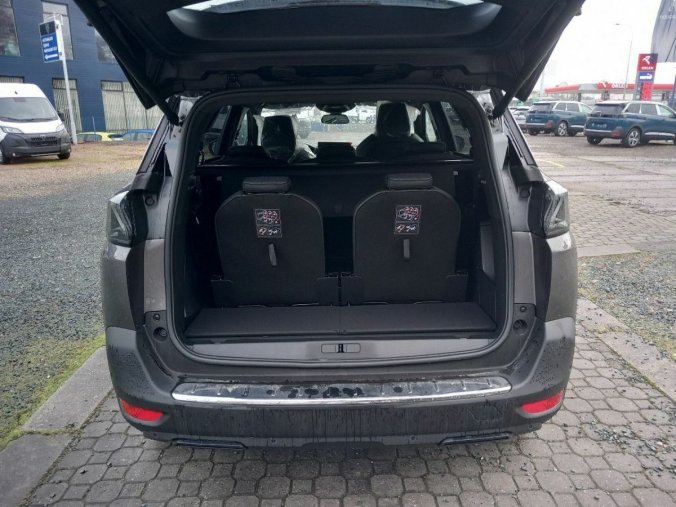 Peugeot 5008, Peugeot 5008 Allure Pack BlueHDI 130 S&, barva šedá