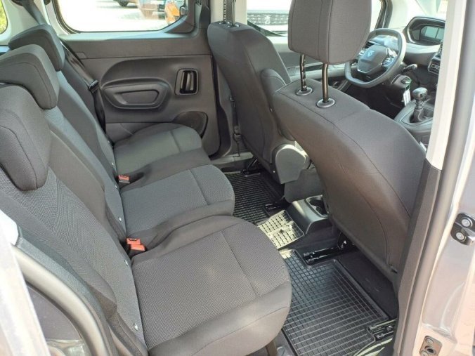 Peugeot Rifter, Peugeot Rifter LONG ACTIVE BlueHDi 100k, barva stříbrná