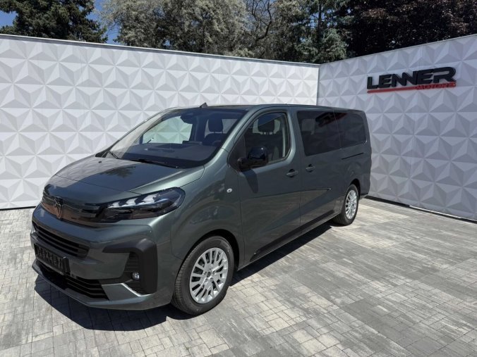 Peugeot Traveller, Peugeot Traveller Active L3 (Long) 2.2 BlueHDi 180 AT, barva zelená