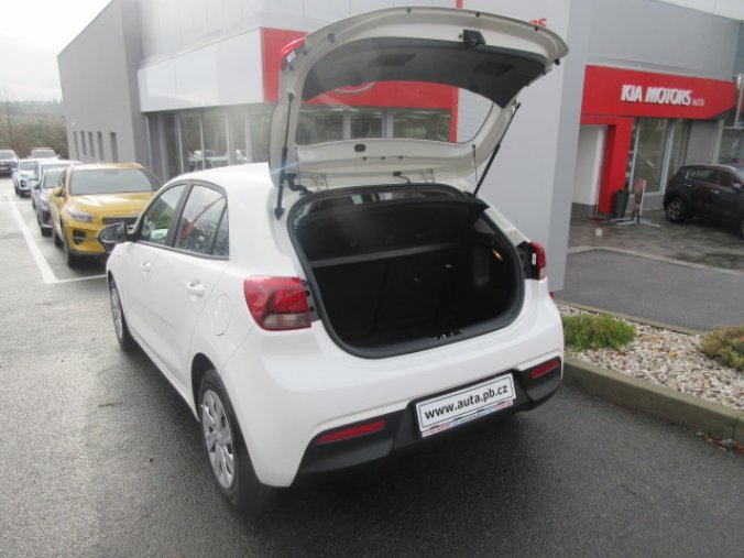 Kia Rio, 1.2 CVVT COMFORT, barva bílá