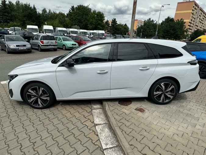 Peugeot 308, Peugeot 308 SW ALLURE PACK- IHNED K ODBĚRU, barva bílá