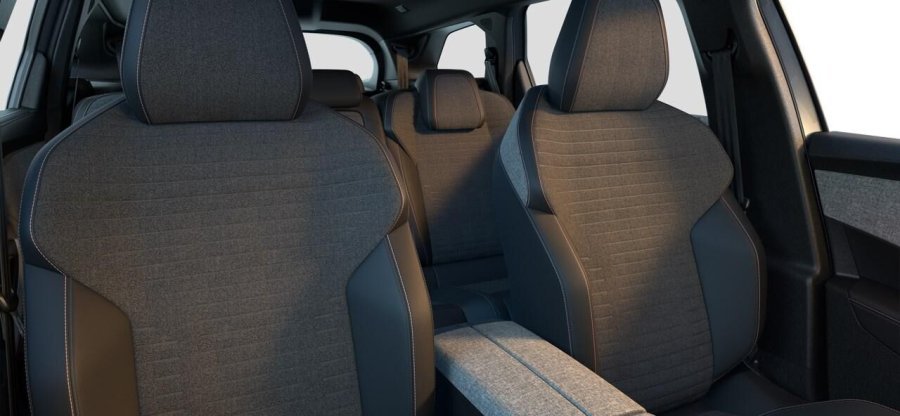 Peugeot 5008, Peugeot 5008 ALLURE Hybrid 145 e-DCS6, barva šedá