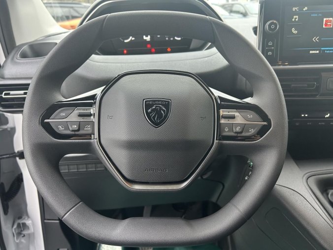 Peugeot Partner, Peugeot Partner Polocombi L2 1000 1.5 HDi 100k, barva bílá