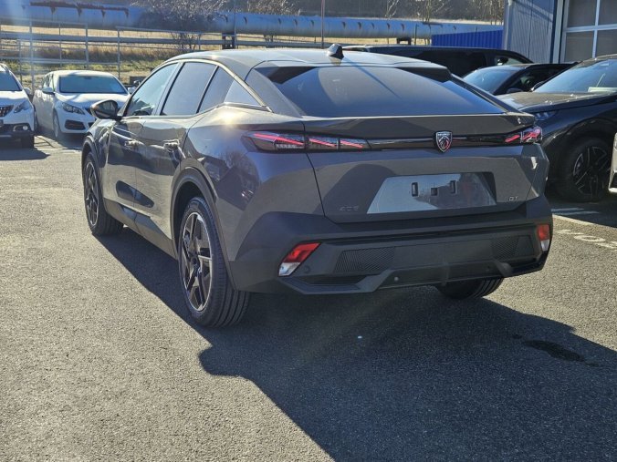 Peugeot 408, Peugeot 408 GT Hybrid 145 e-DCS6, barva šedá